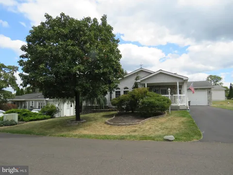 377 Spring Meadow Circle, New Hope, PA 18938 - MLS#: PABU2104000