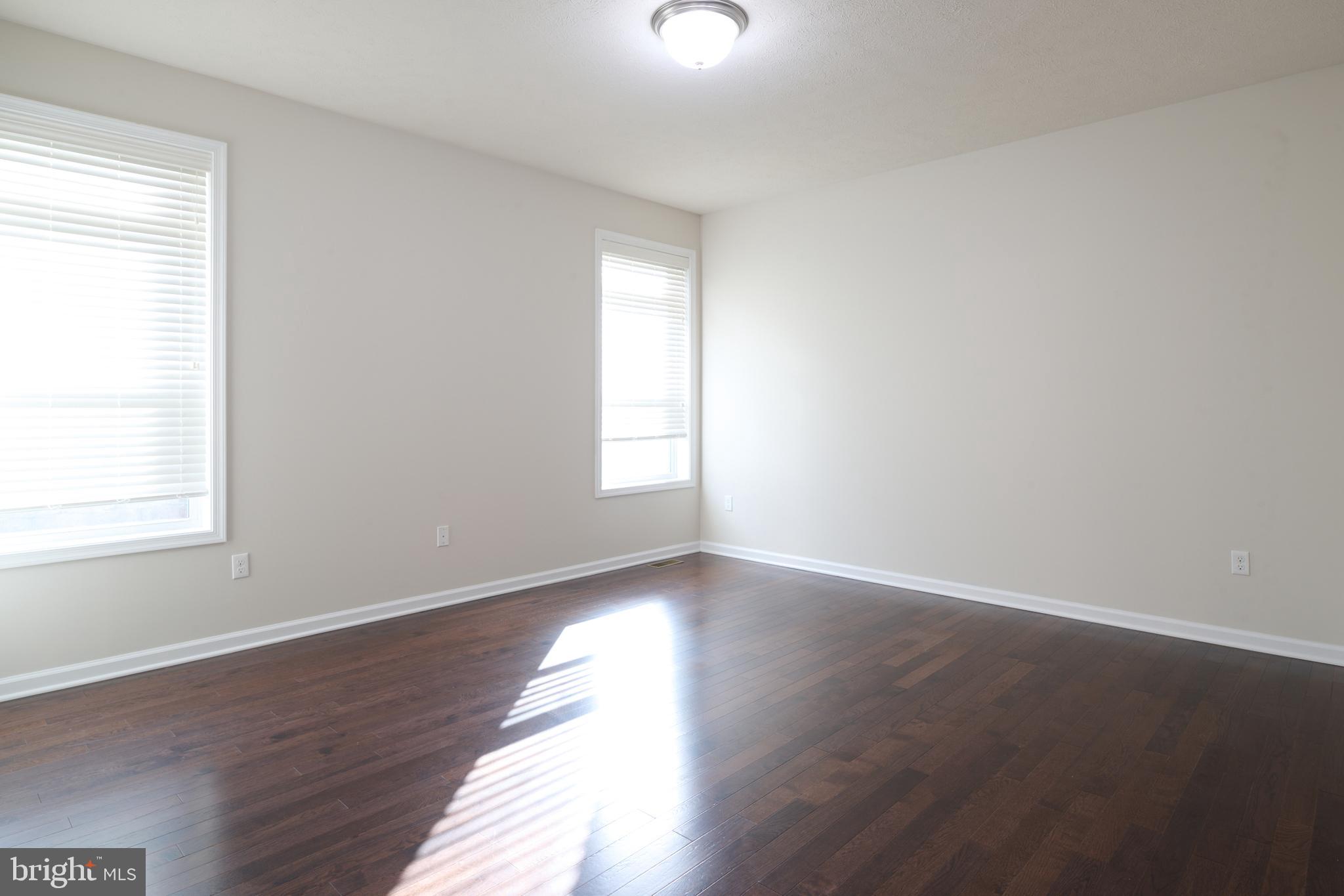 HONORS CROSSING II - Residential