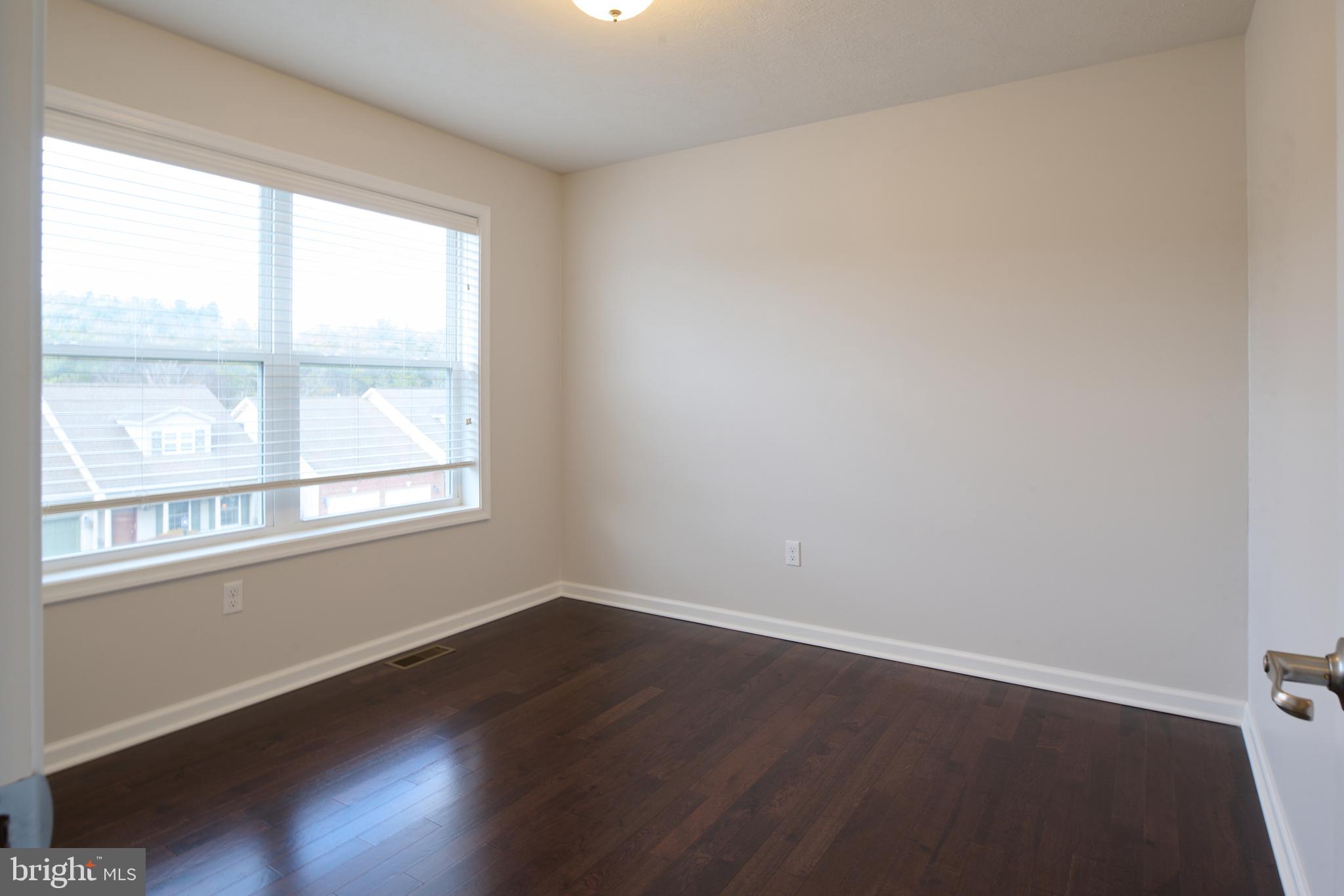 HONORS CROSSING II - Residential