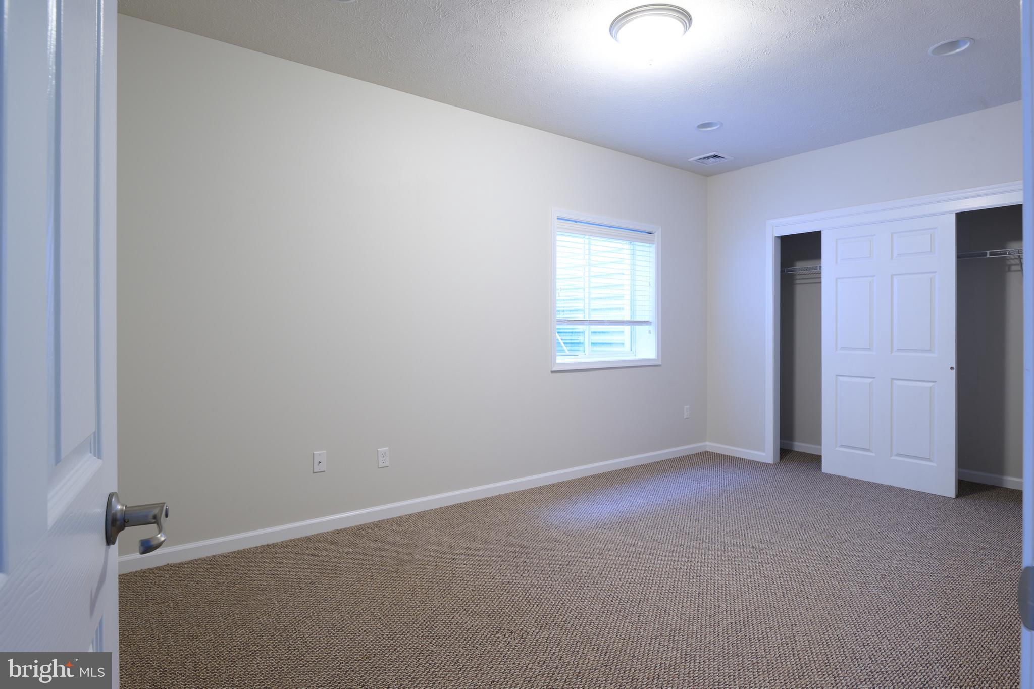 HONORS CROSSING II - Residential