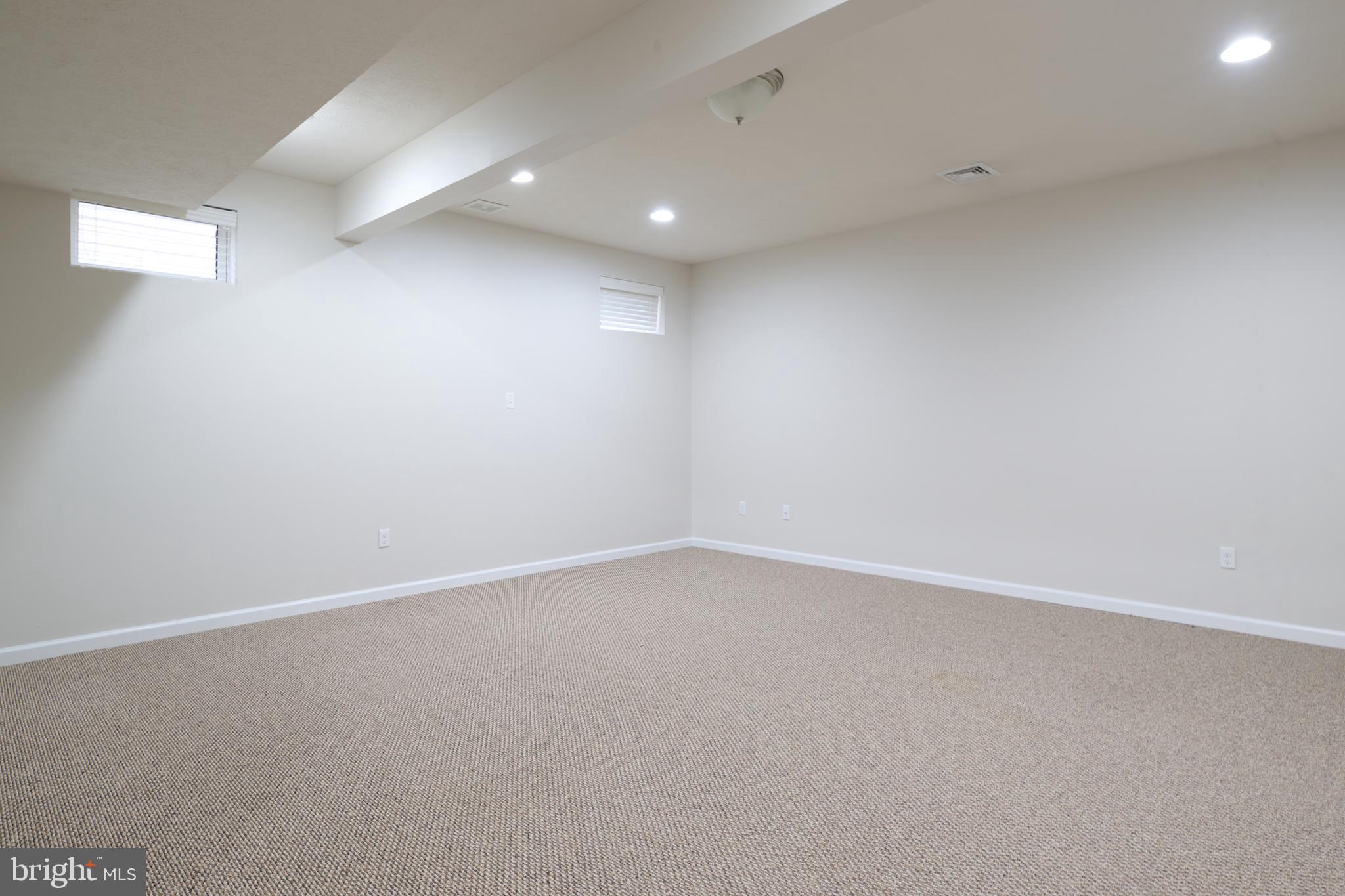 HONORS CROSSING II - Residential