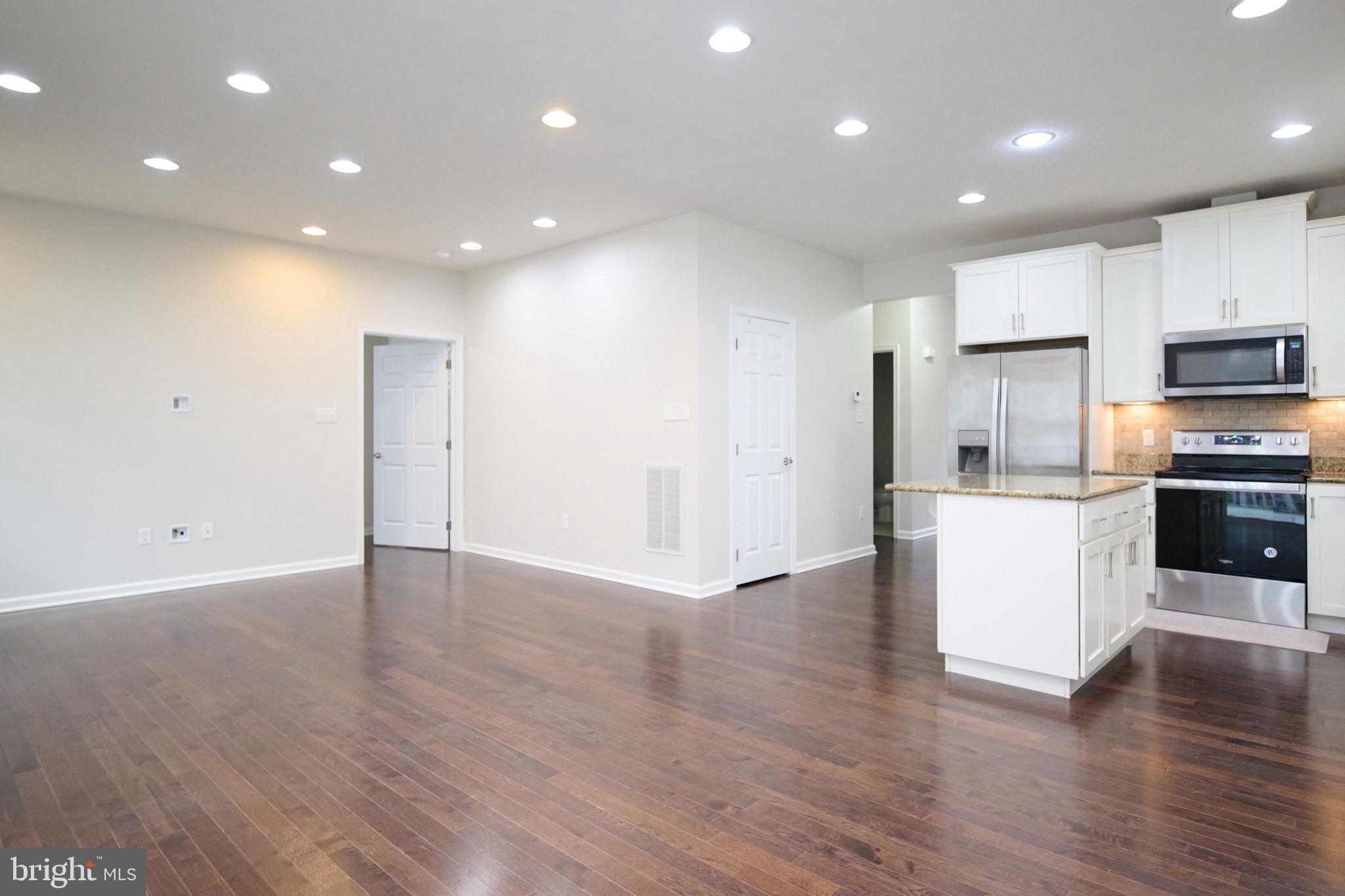 HONORS CROSSING II - Residential