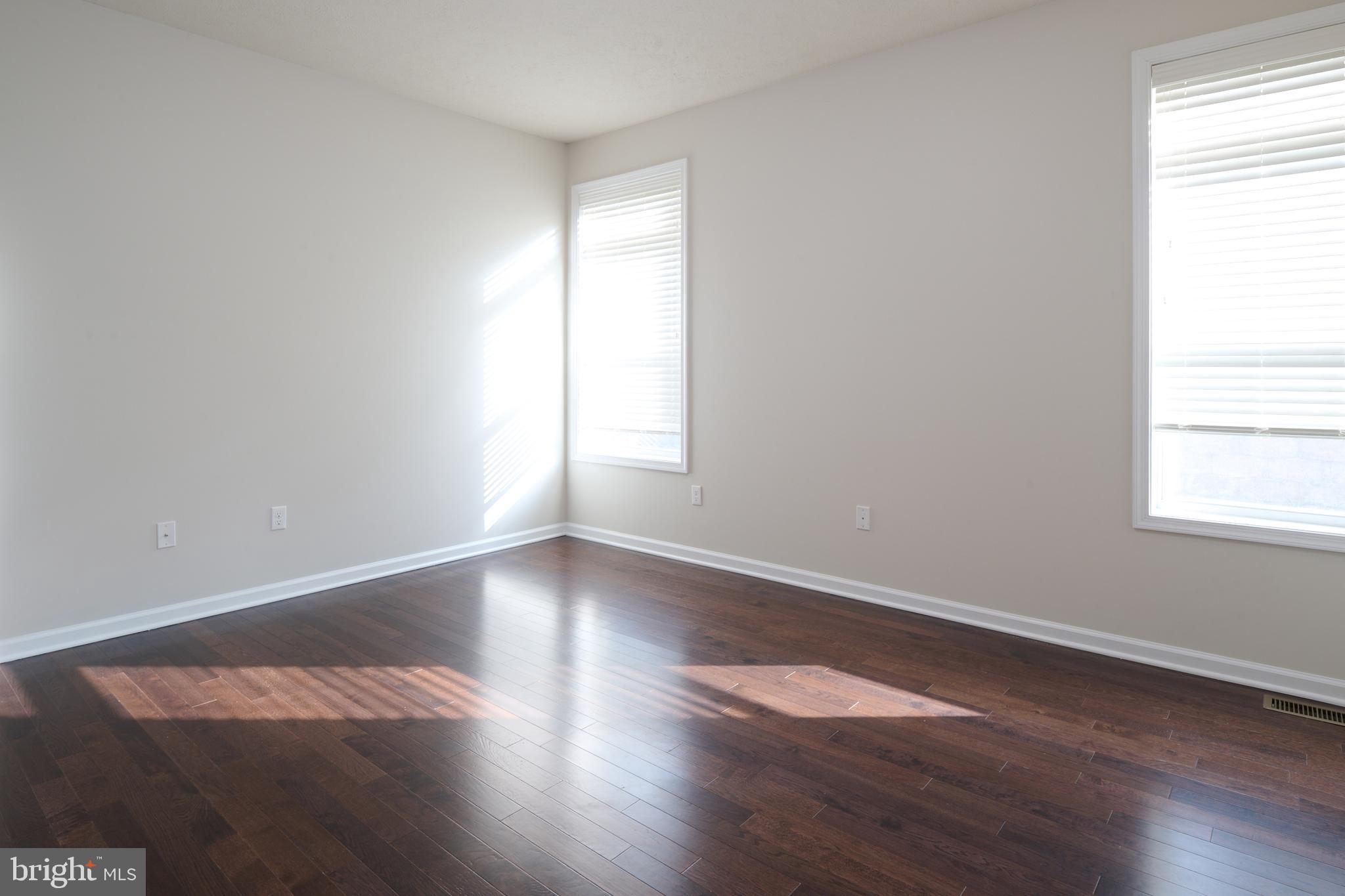 HONORS CROSSING II - Residential