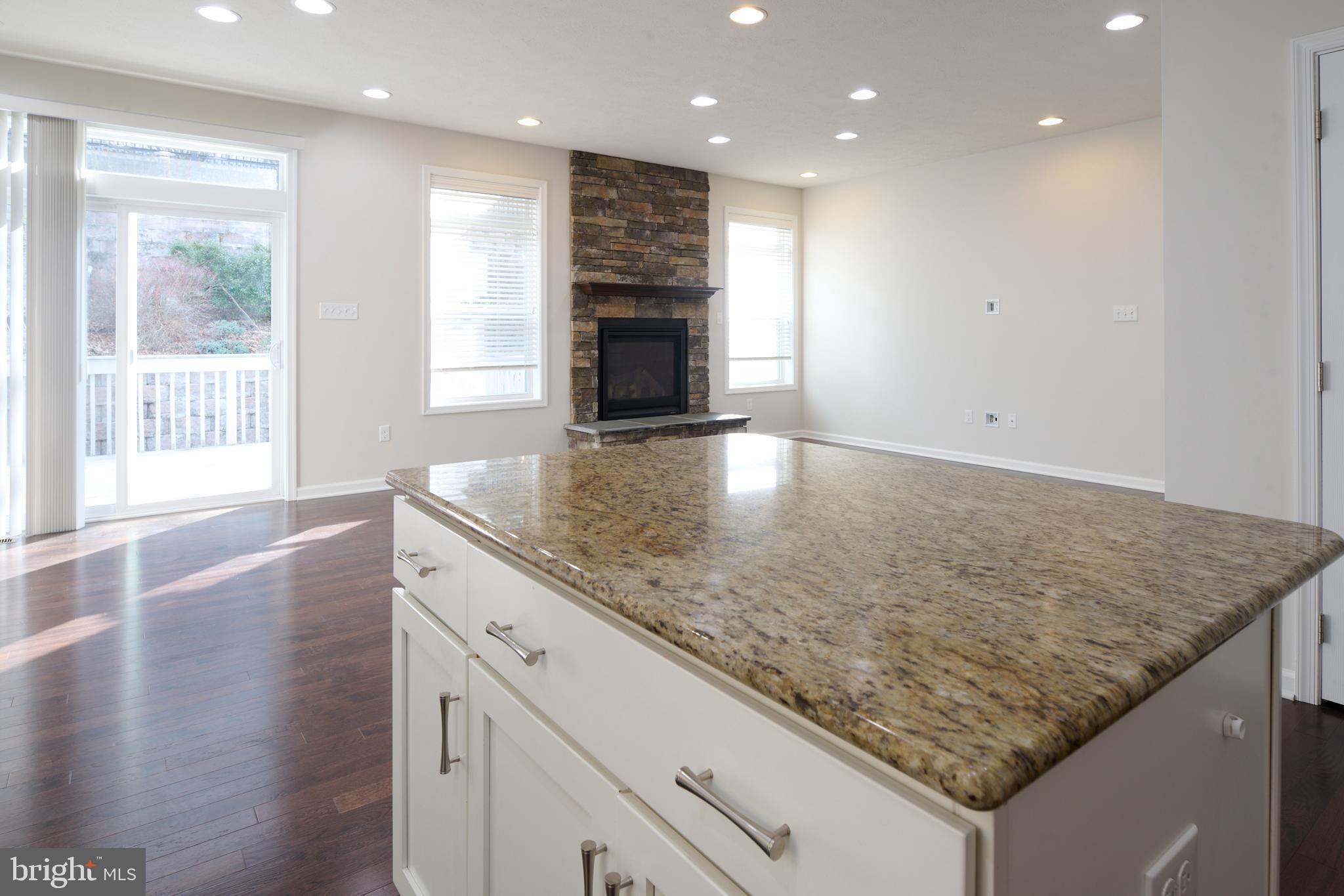 HONORS CROSSING II - Residential