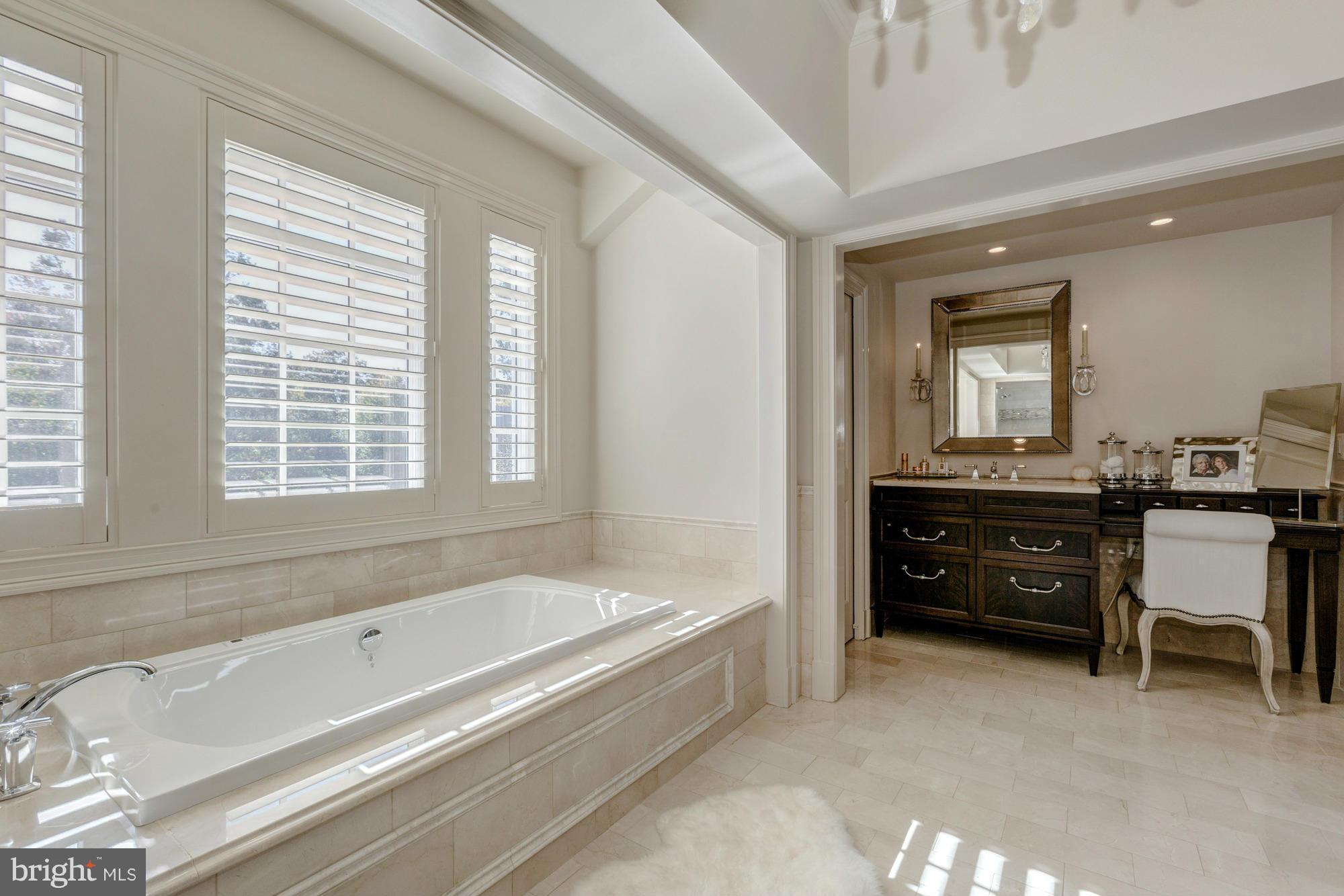 ALEXANDRIA - Residential