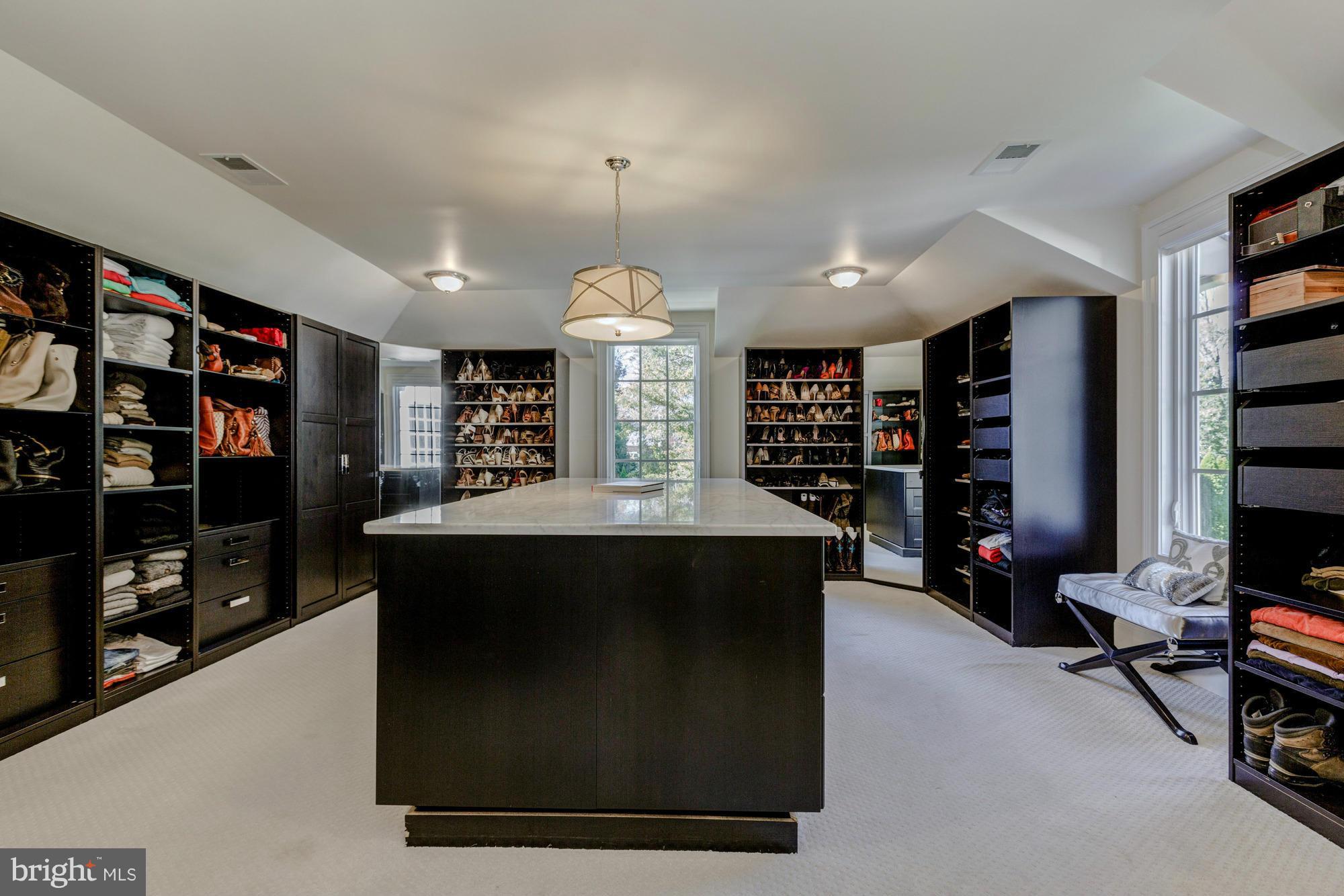 ALEXANDRIA - Residential