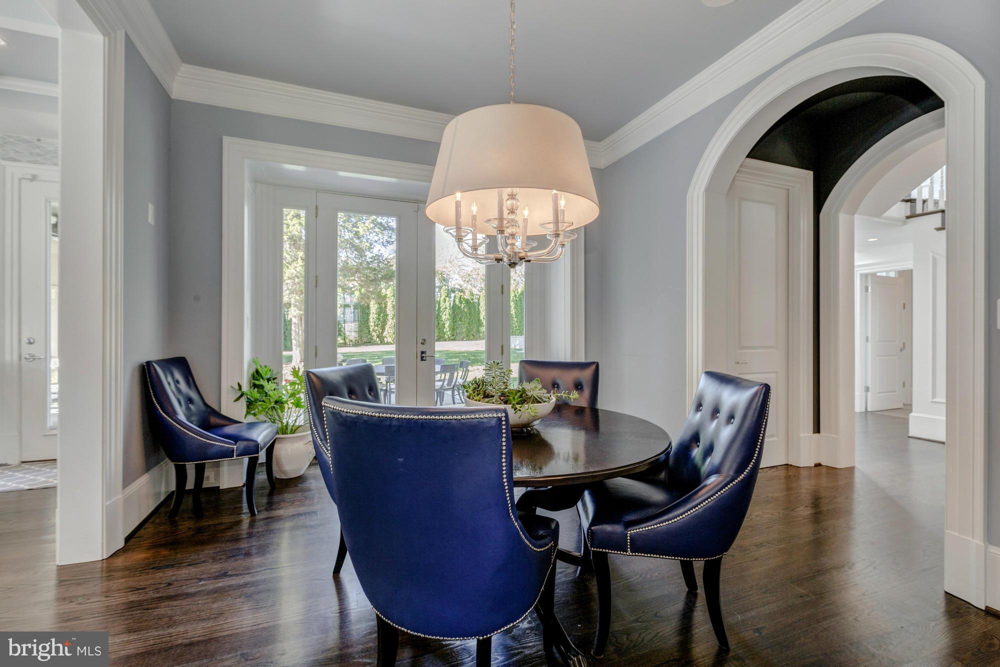 ALEXANDRIA - Residential