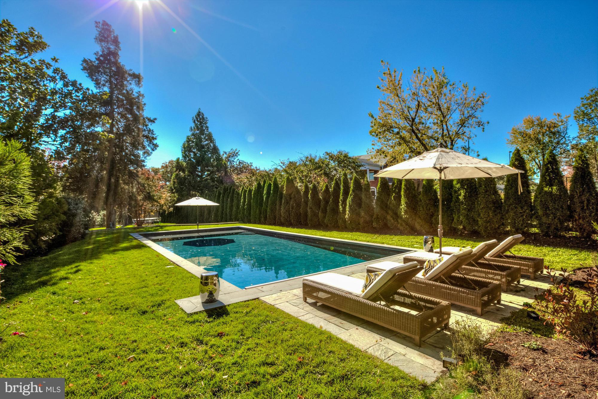 ALEXANDRIA - Residential