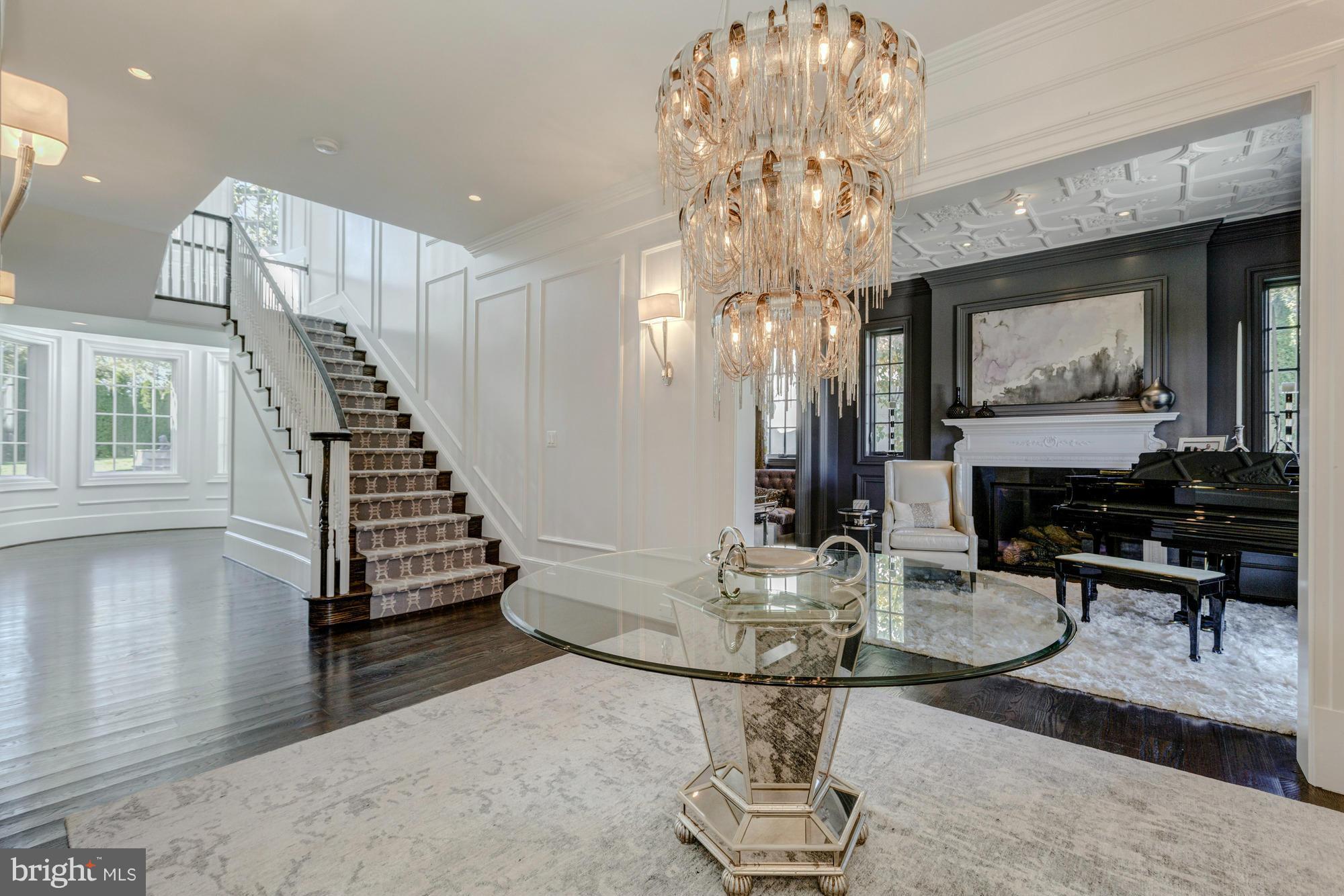 ALEXANDRIA - Residential