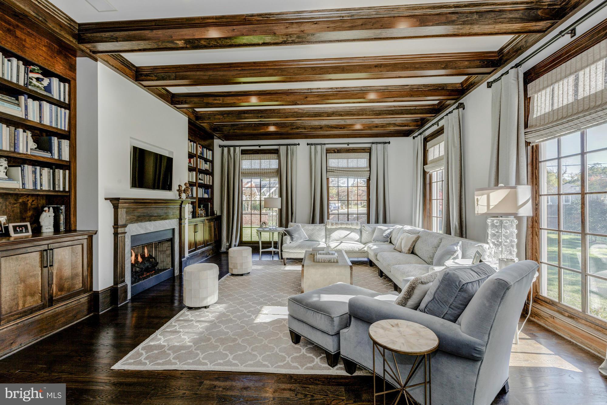 ALEXANDRIA - Residential