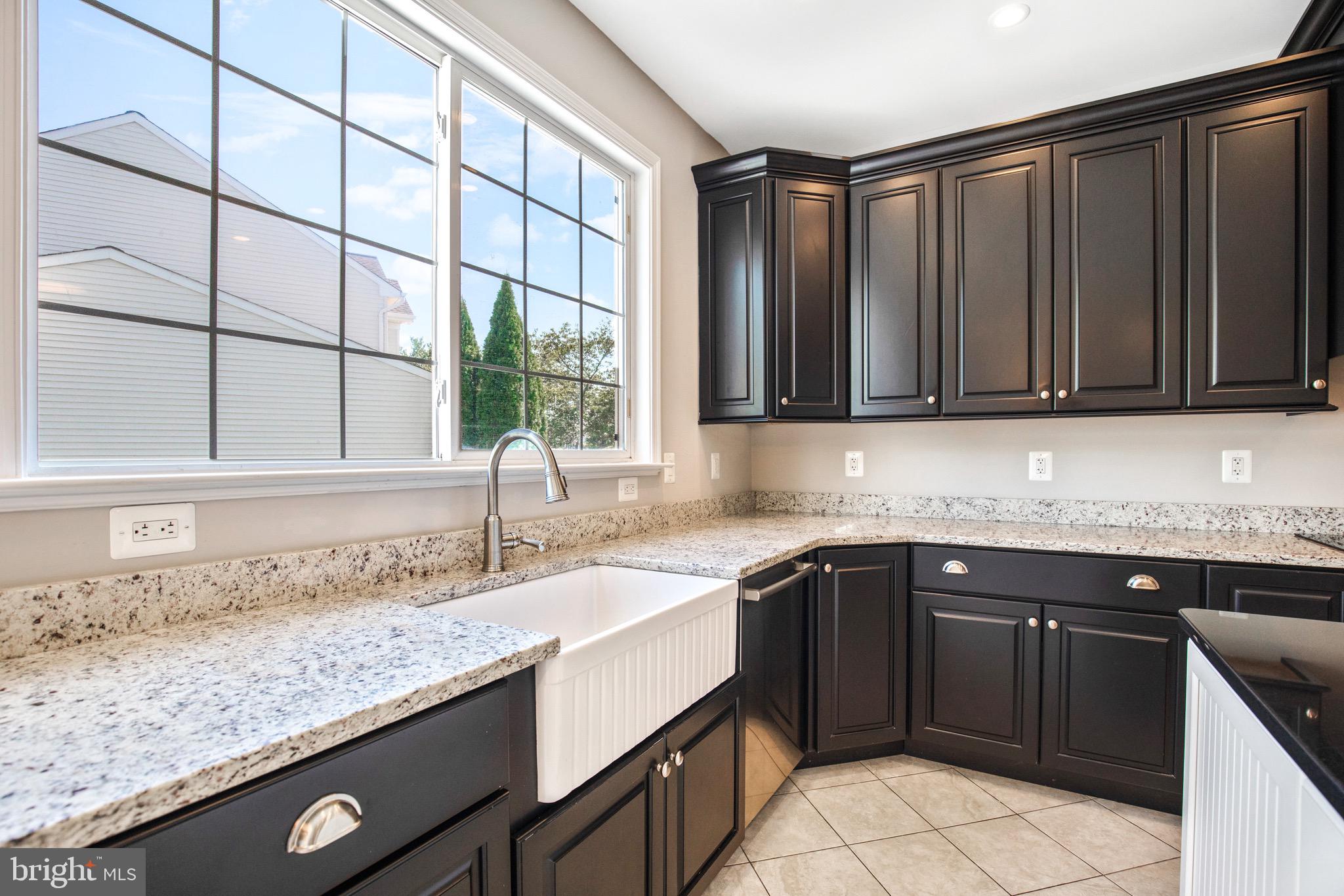 ASHBURN FARM - Residential