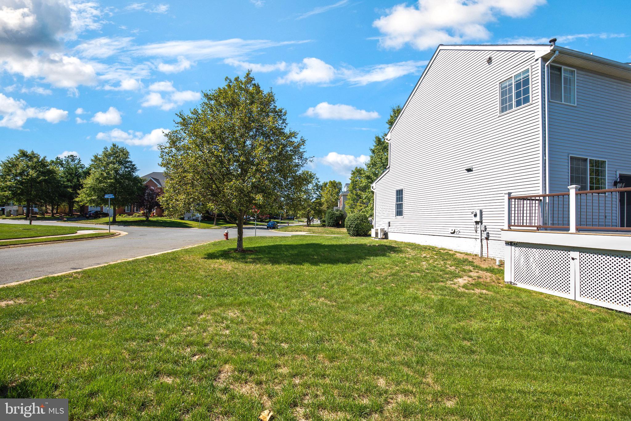 ASHBURN FARM - Residential