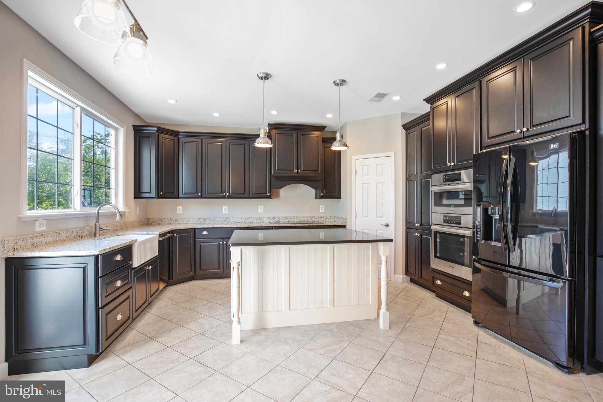 ASHBURN FARM - Residential