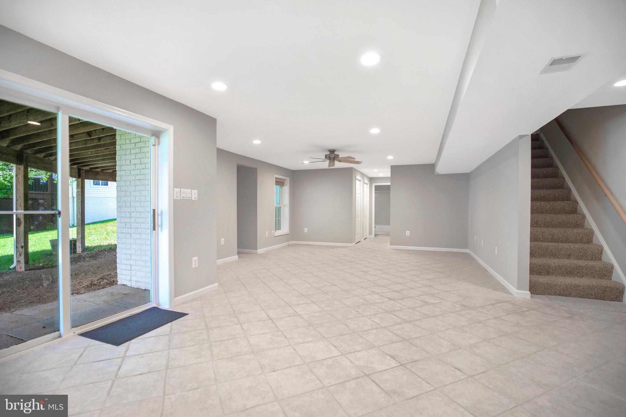 ASHBURN FARM - Residential