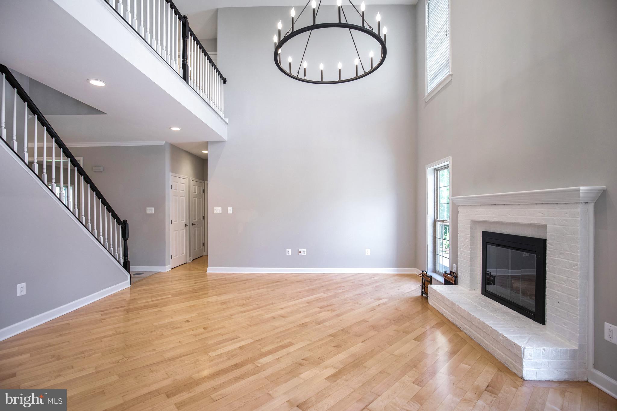 ASHBURN FARM - Residential