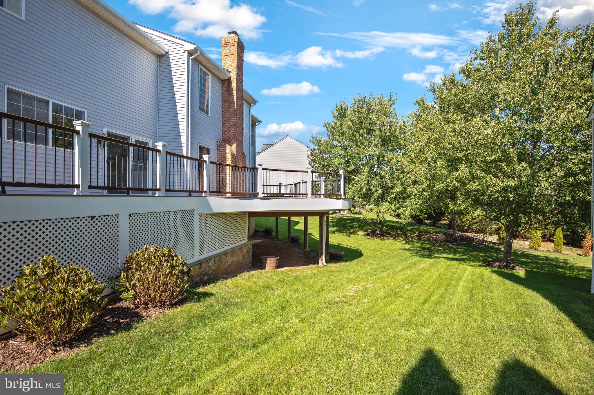 ASHBURN FARM - Residential