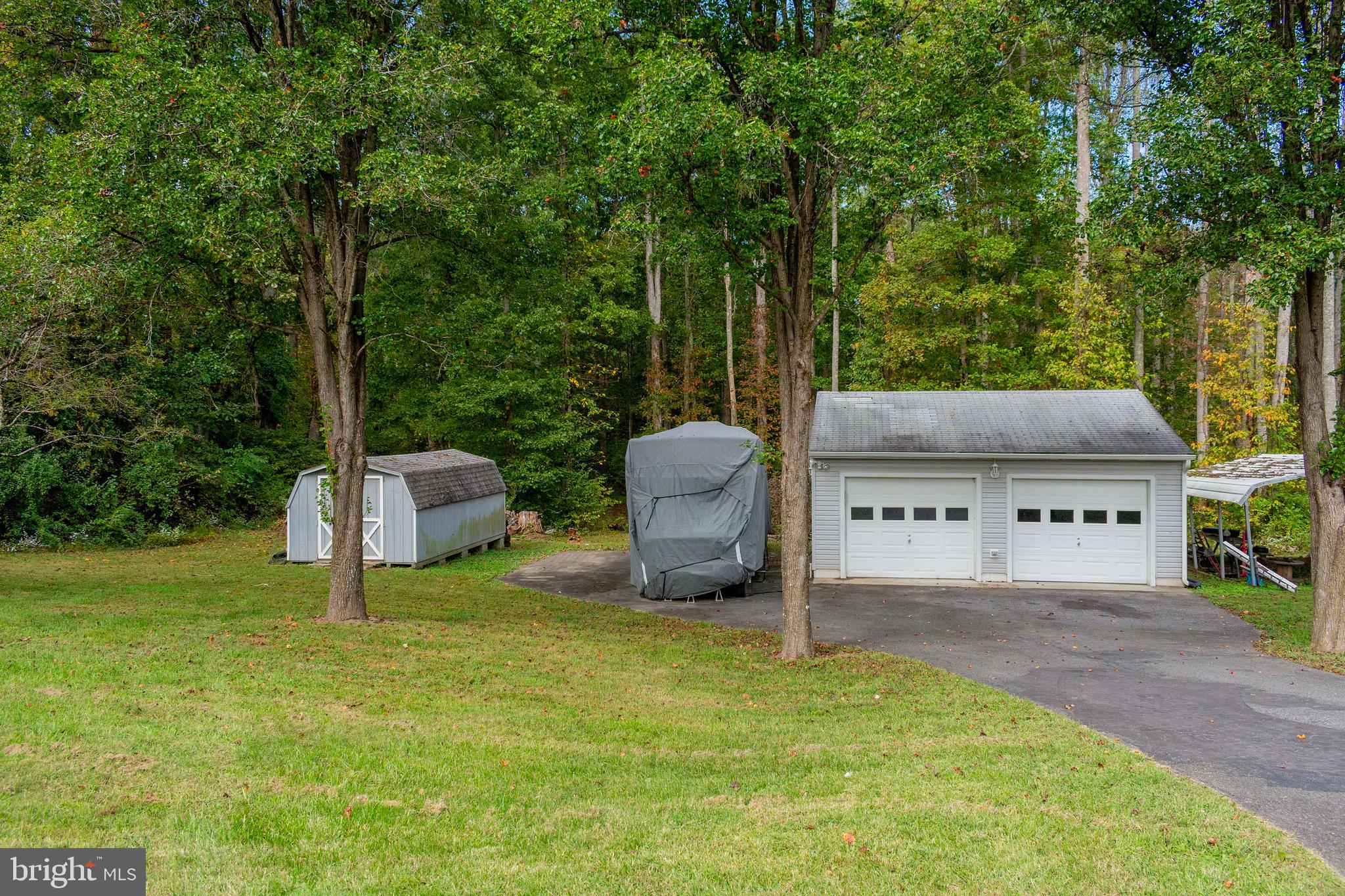 5924 BRADLEY LANE