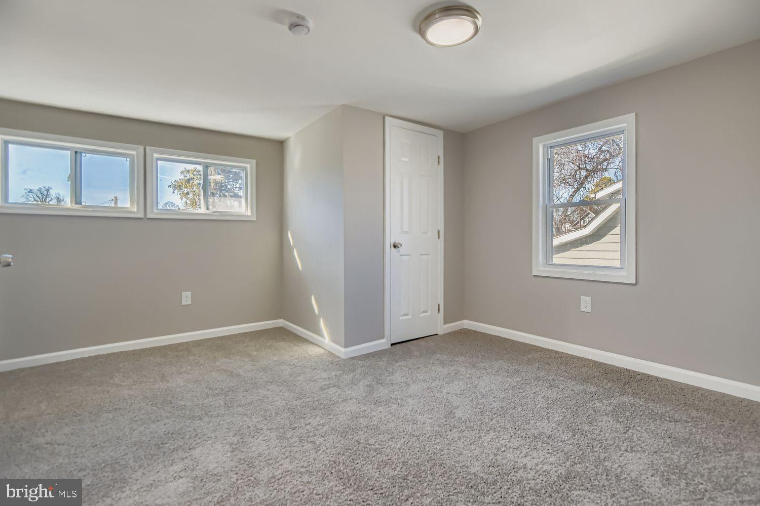 HOWARD PARK - Residential