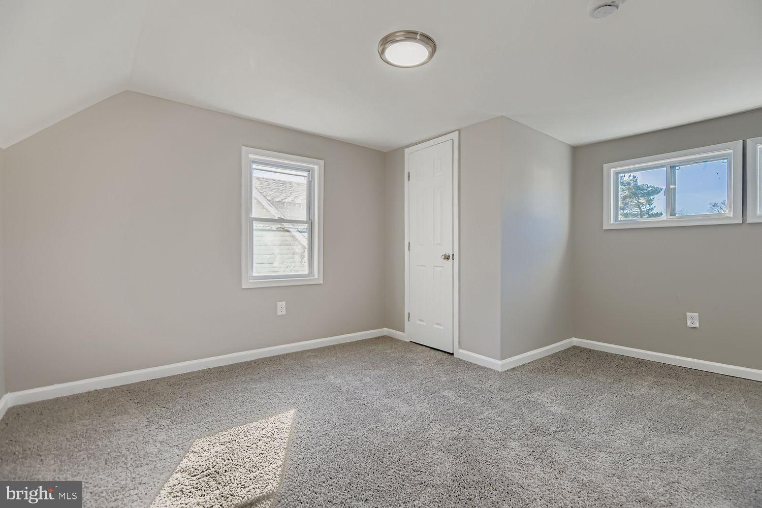 HOWARD PARK - Residential