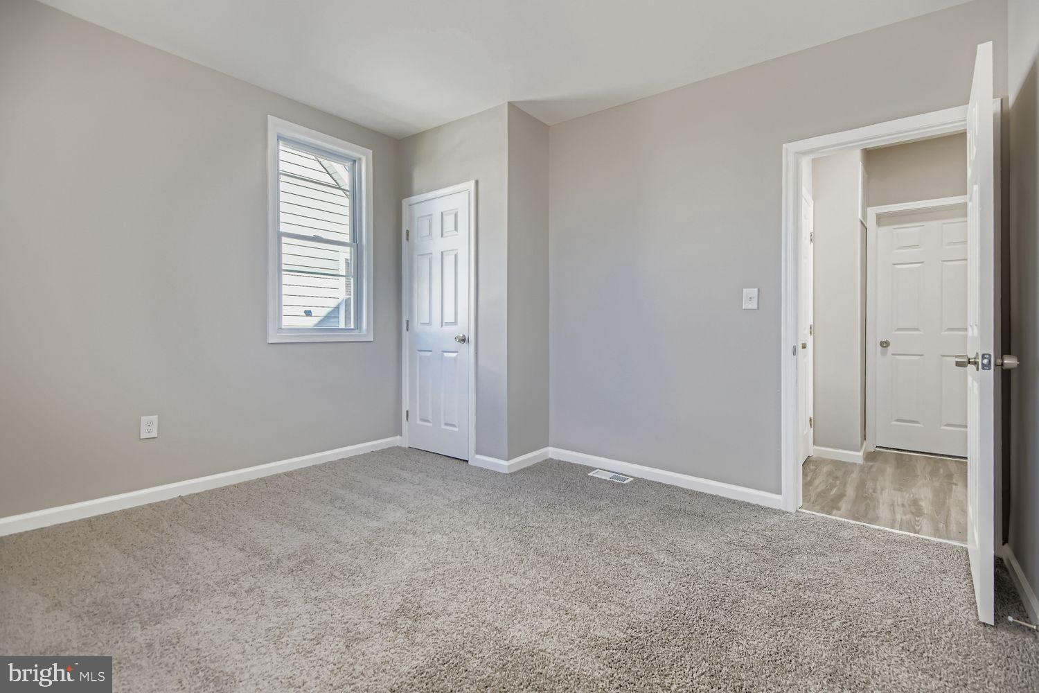 HOWARD PARK - Residential