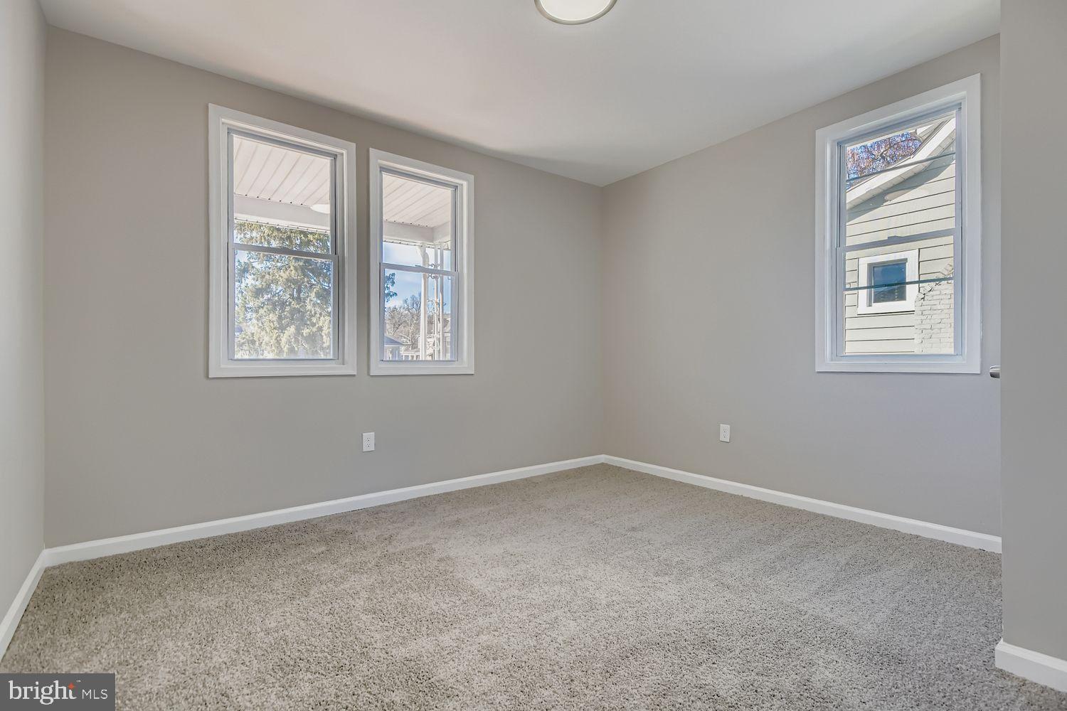 HOWARD PARK - Residential