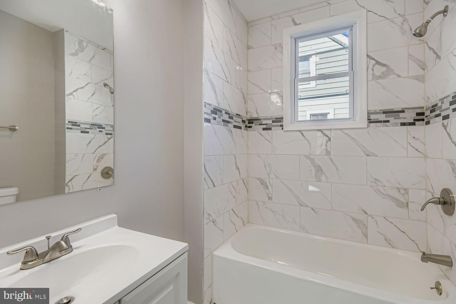 HOWARD PARK - Residential