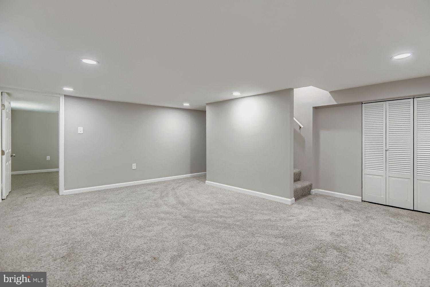 HOWARD PARK - Residential