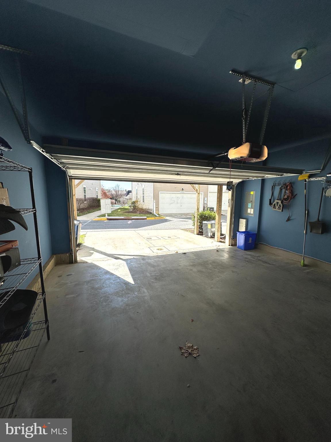 WOODLAKE TOWNS CODM - Residential Lease