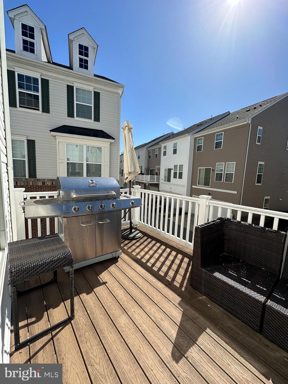 WOODLAKE TOWNS CODM - Residential Lease