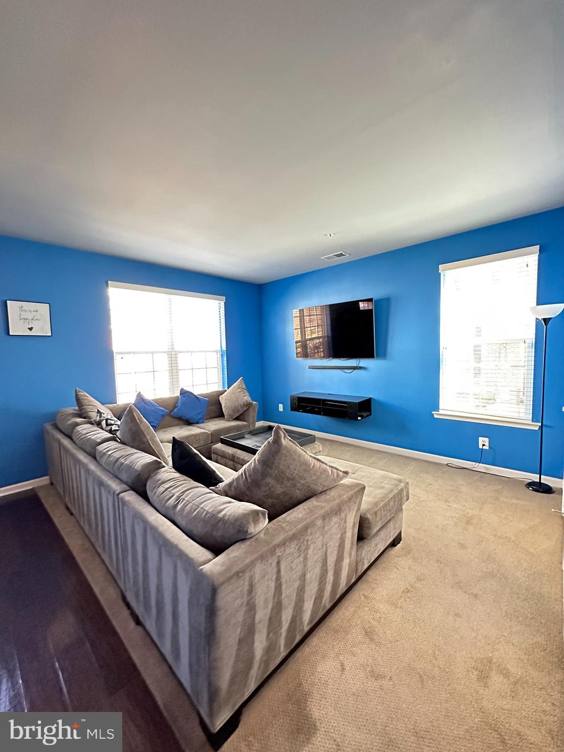 WOODLAKE TOWNS CODM - Residential Lease