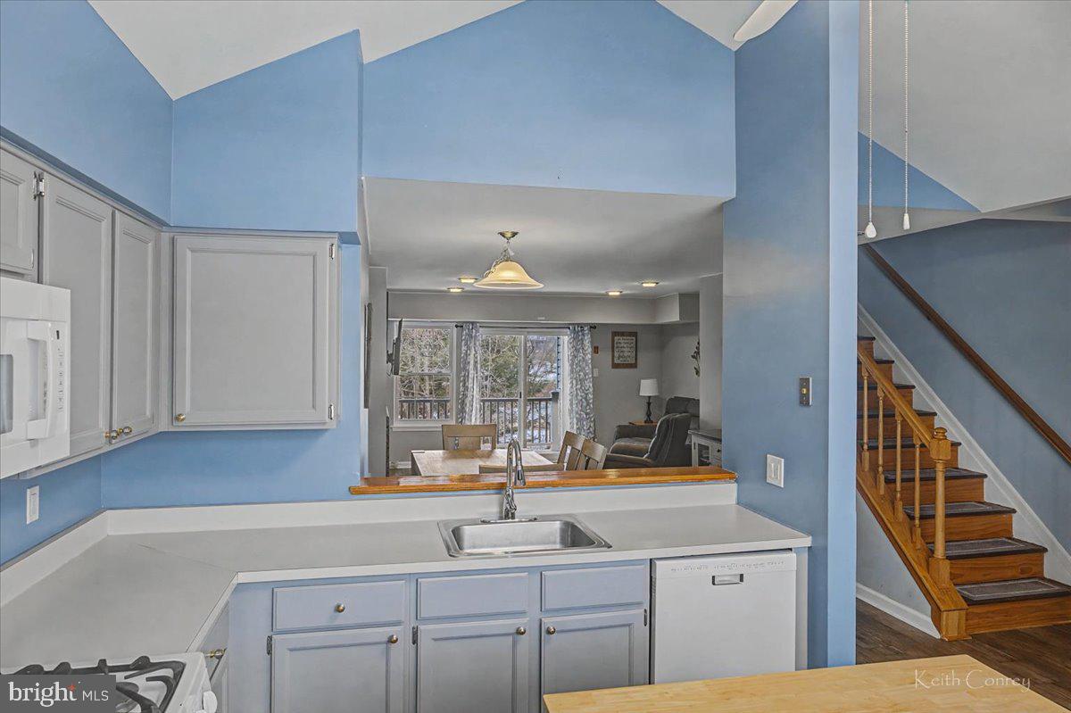 TAPESTRY - Residential