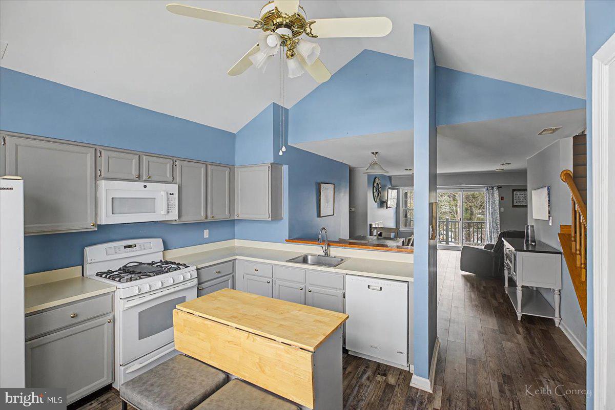 TAPESTRY - Residential