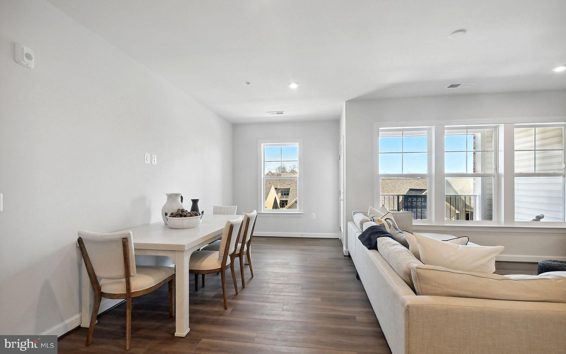 THE FLATS AT HEATHCOTE VILLAGE - Residential