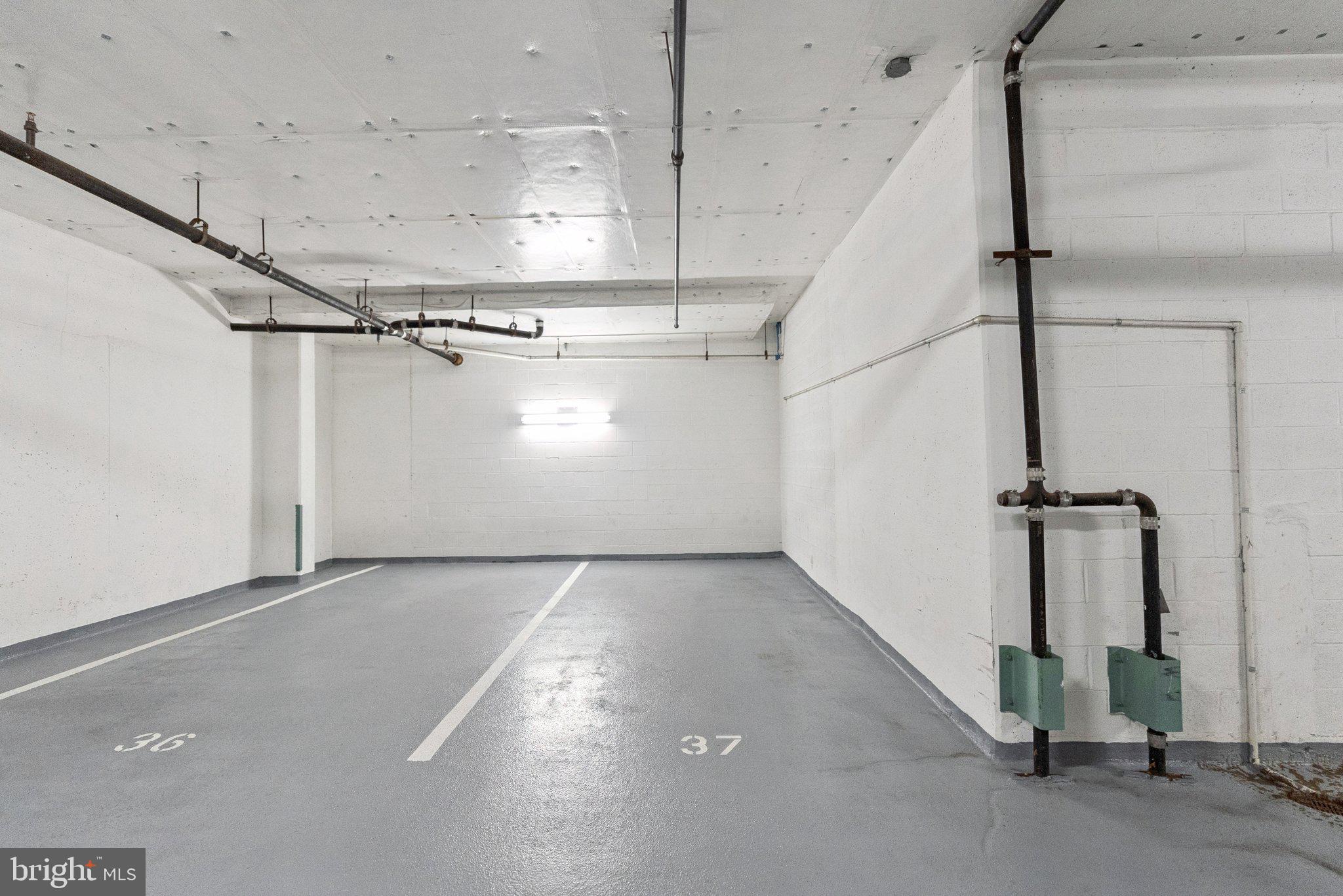 THE CHRISTOPHER - Residential