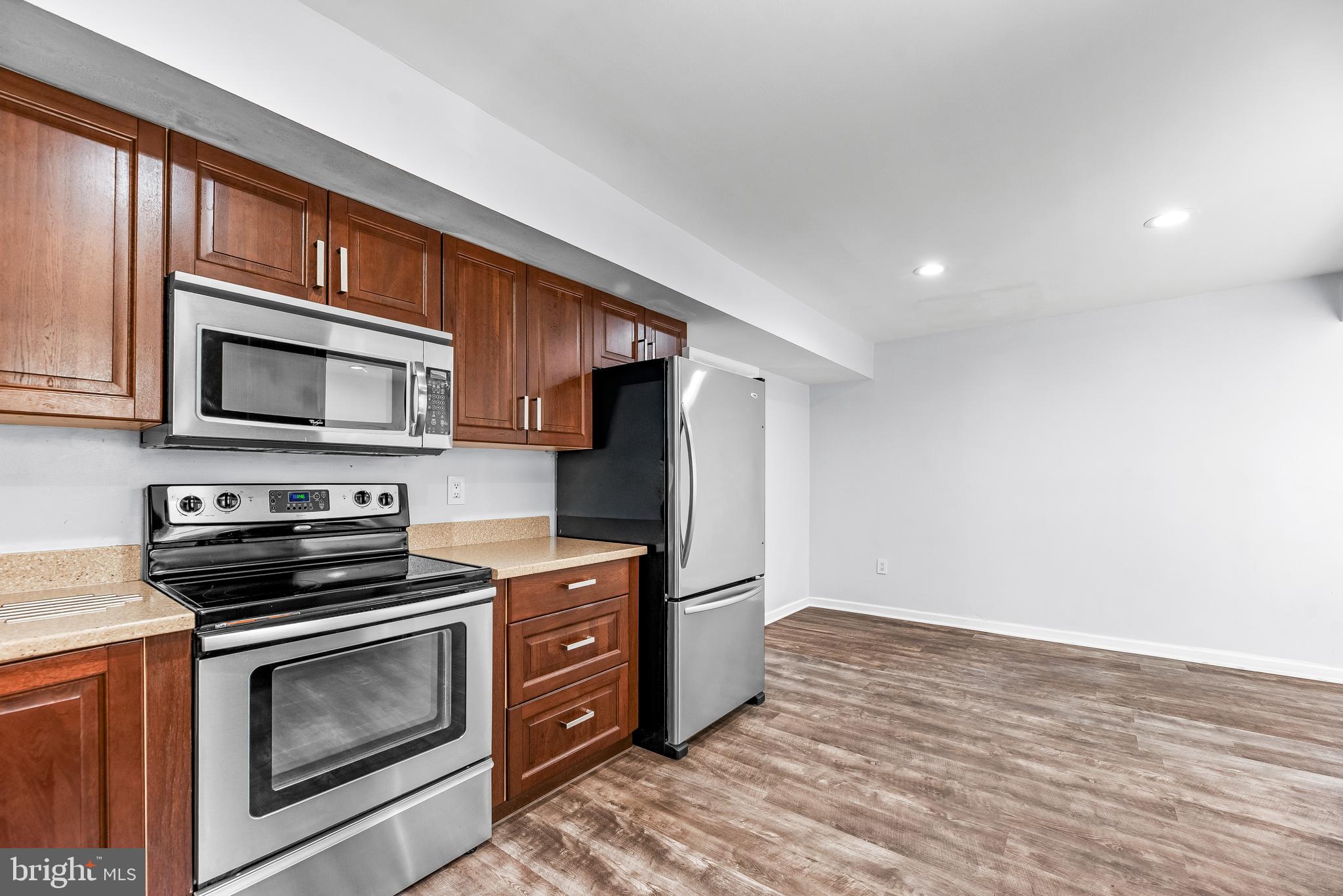 CROFTON VILLAGE - Residential