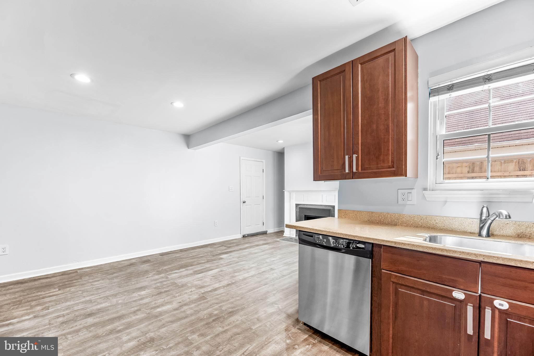 CROFTON VILLAGE - Residential