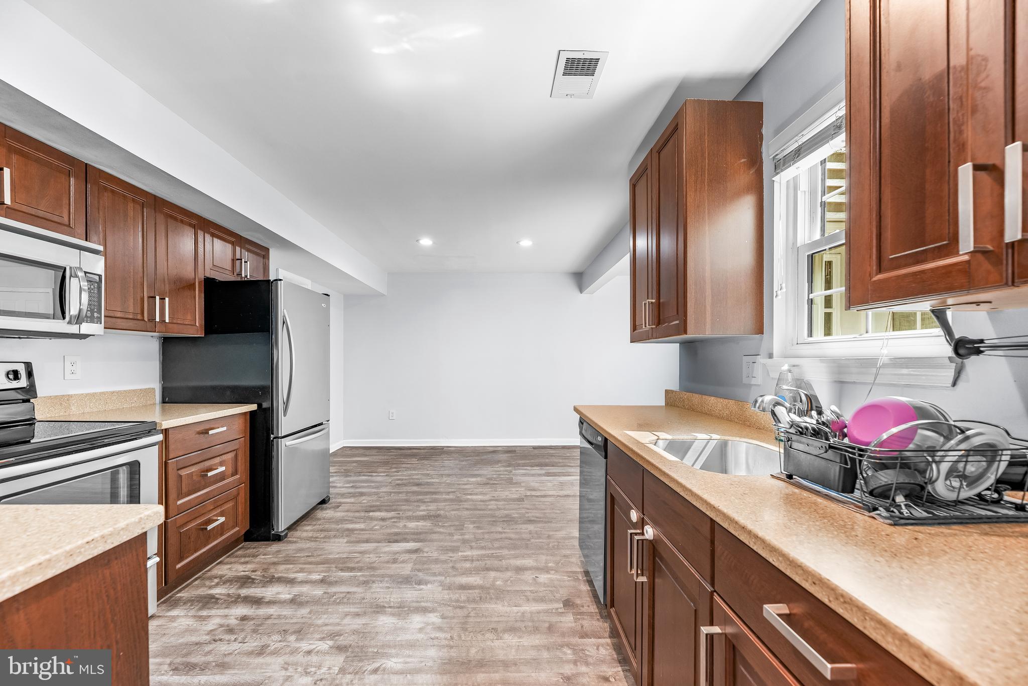 CROFTON VILLAGE - Residential