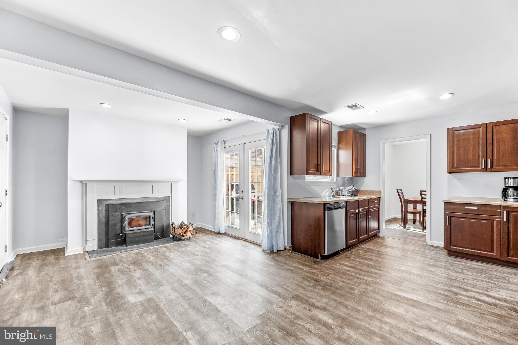 CROFTON VILLAGE - Residential