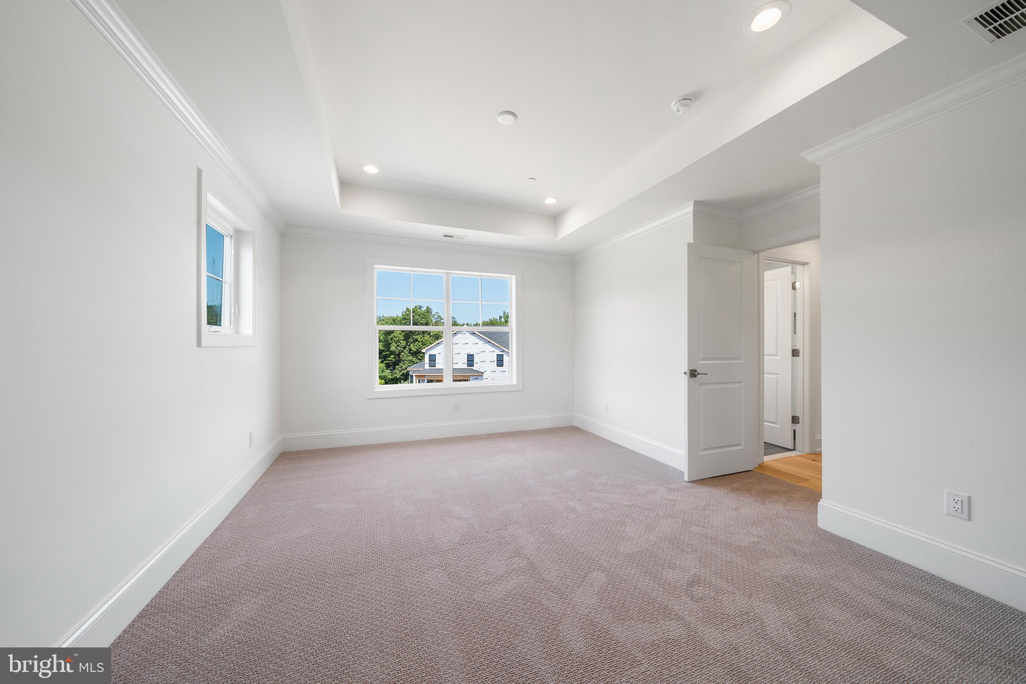 MEADOW CREEK - Residential