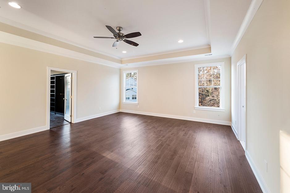 MEADOW CREEK - Residential