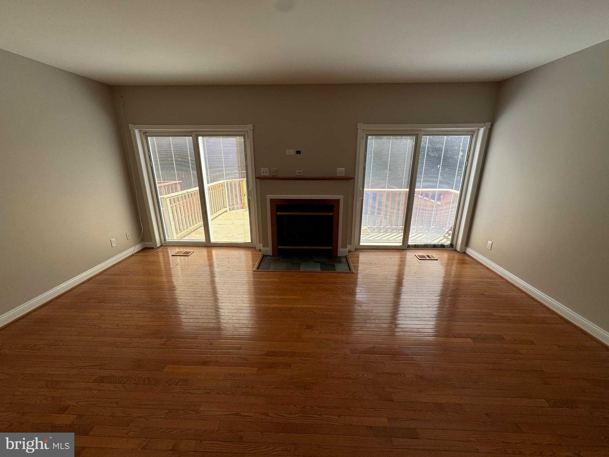 LAKEWOOD ESTATES - Residential