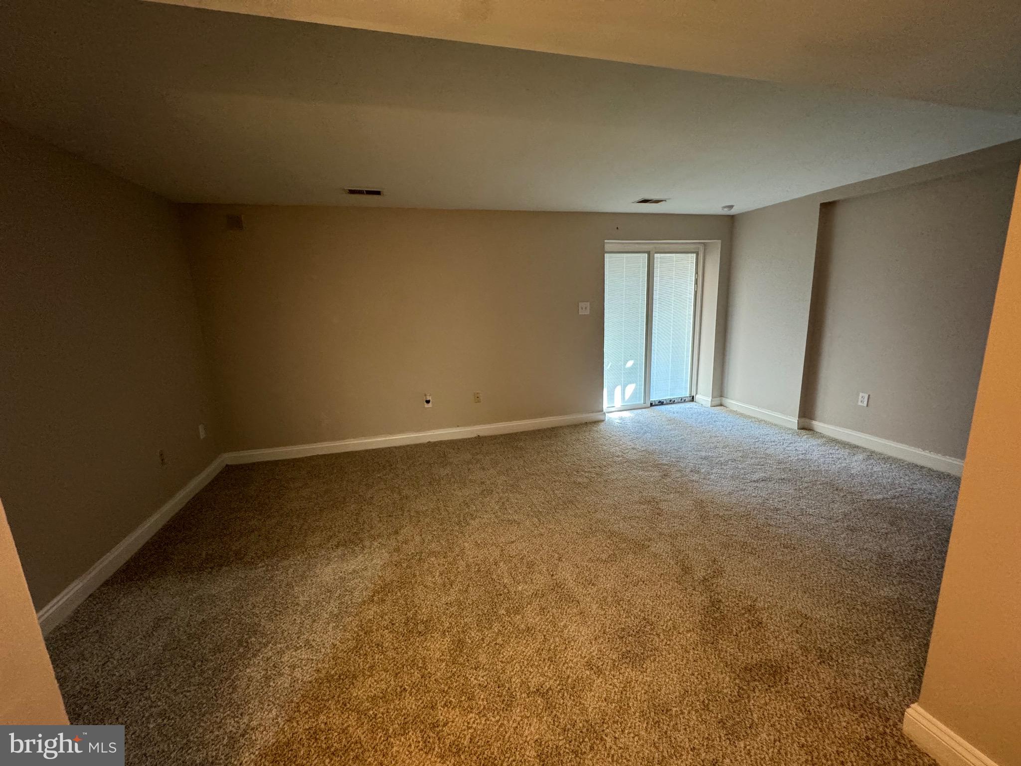 LAKEWOOD ESTATES - Residential