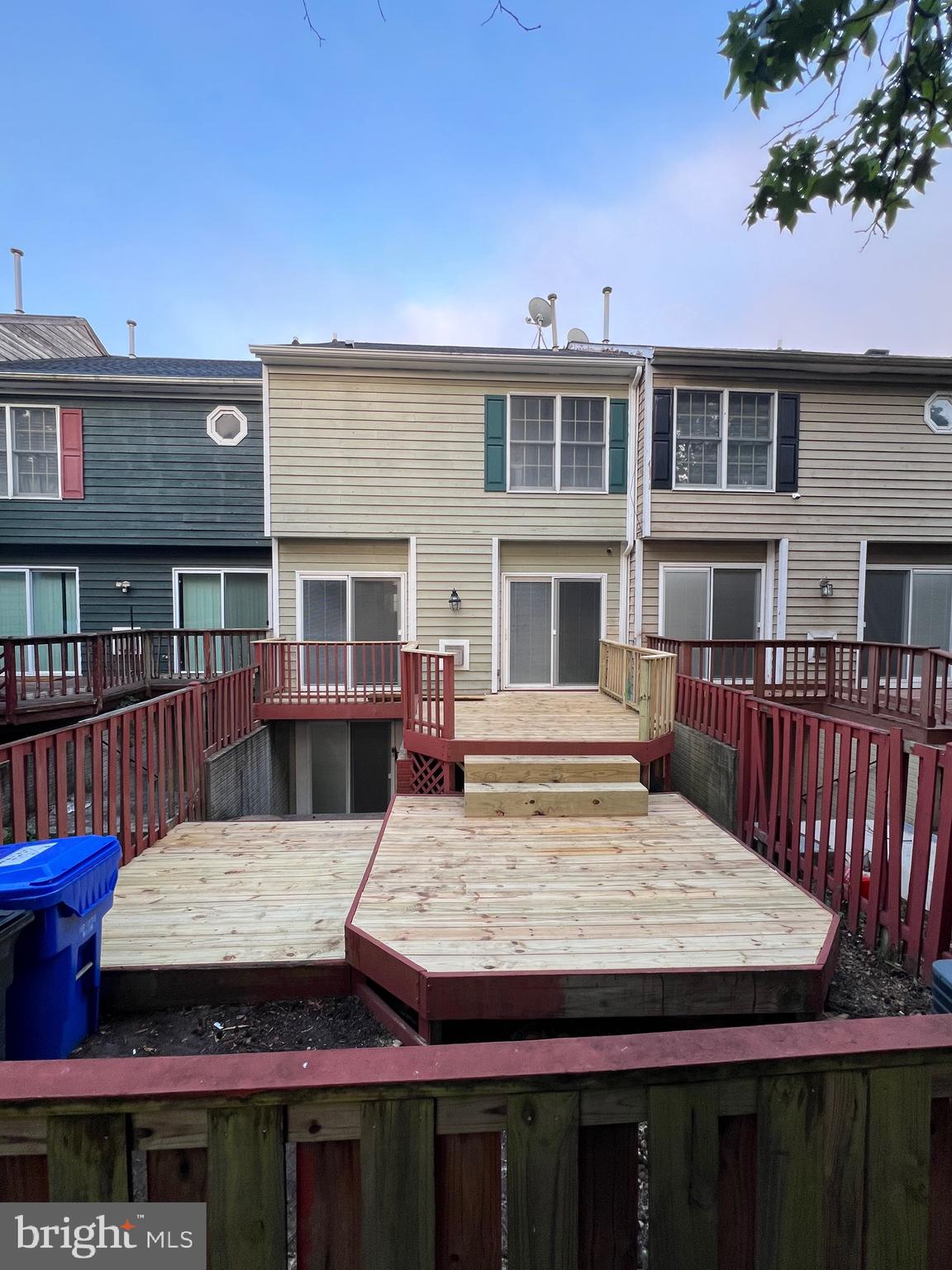 LAKEWOOD ESTATES - Residential