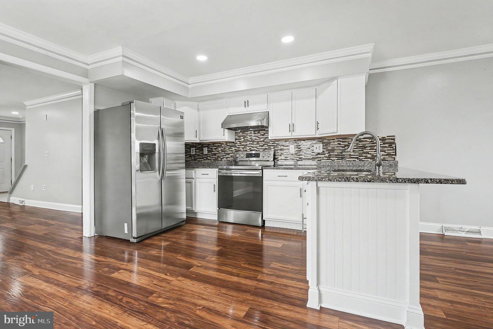 261 FLORENCE DRIVE