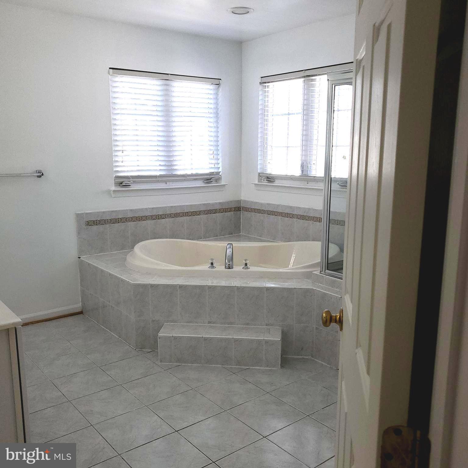 CHARLES CROSSING - Residential Lease