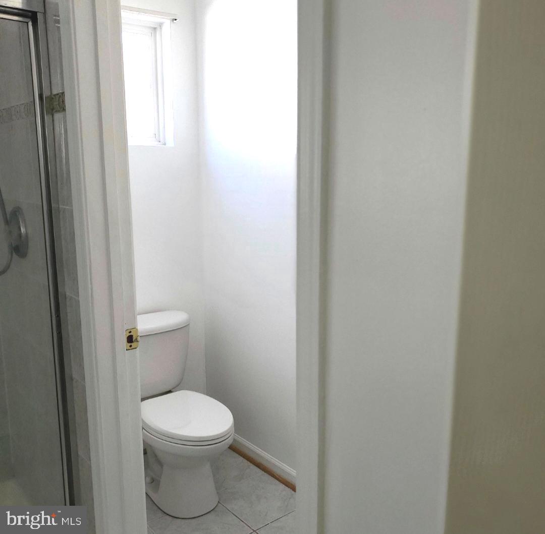 CHARLES CROSSING - Residential Lease