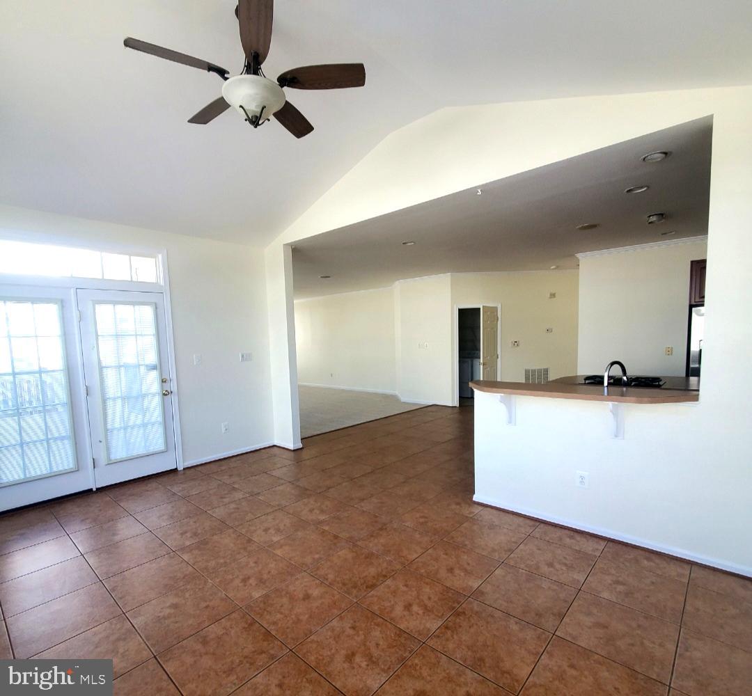 CHARLES CROSSING - Residential Lease