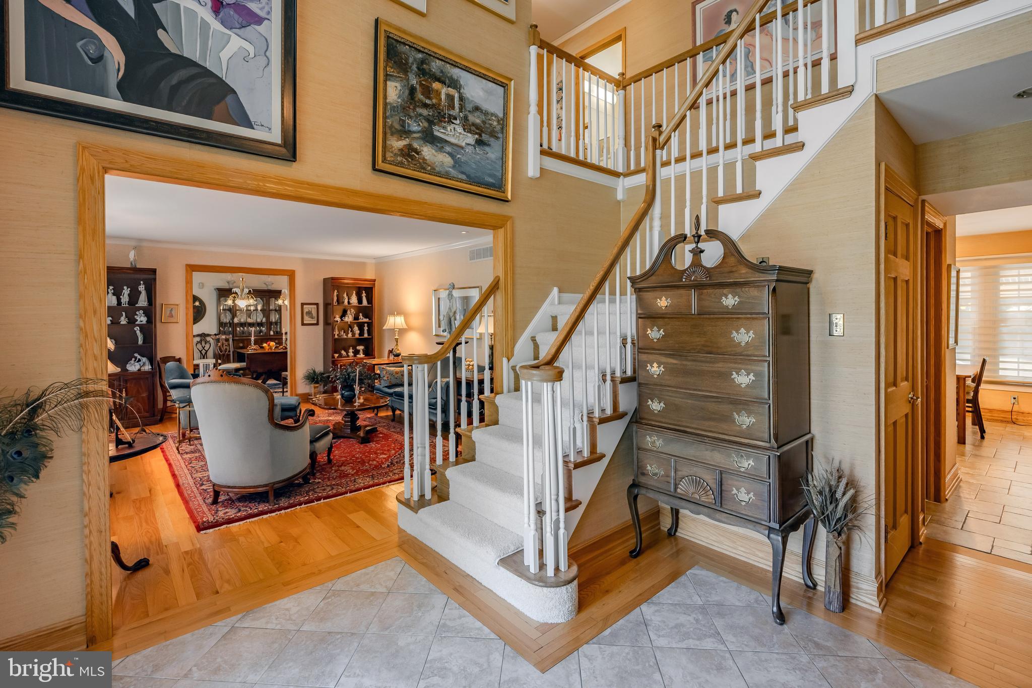 285 RIDINGS WAY