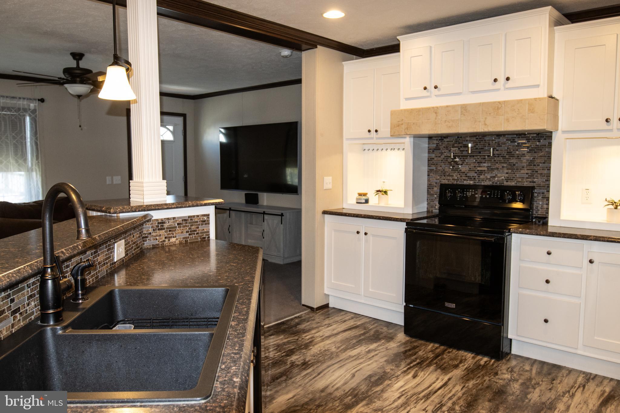 PALM CITY PARK - Residential