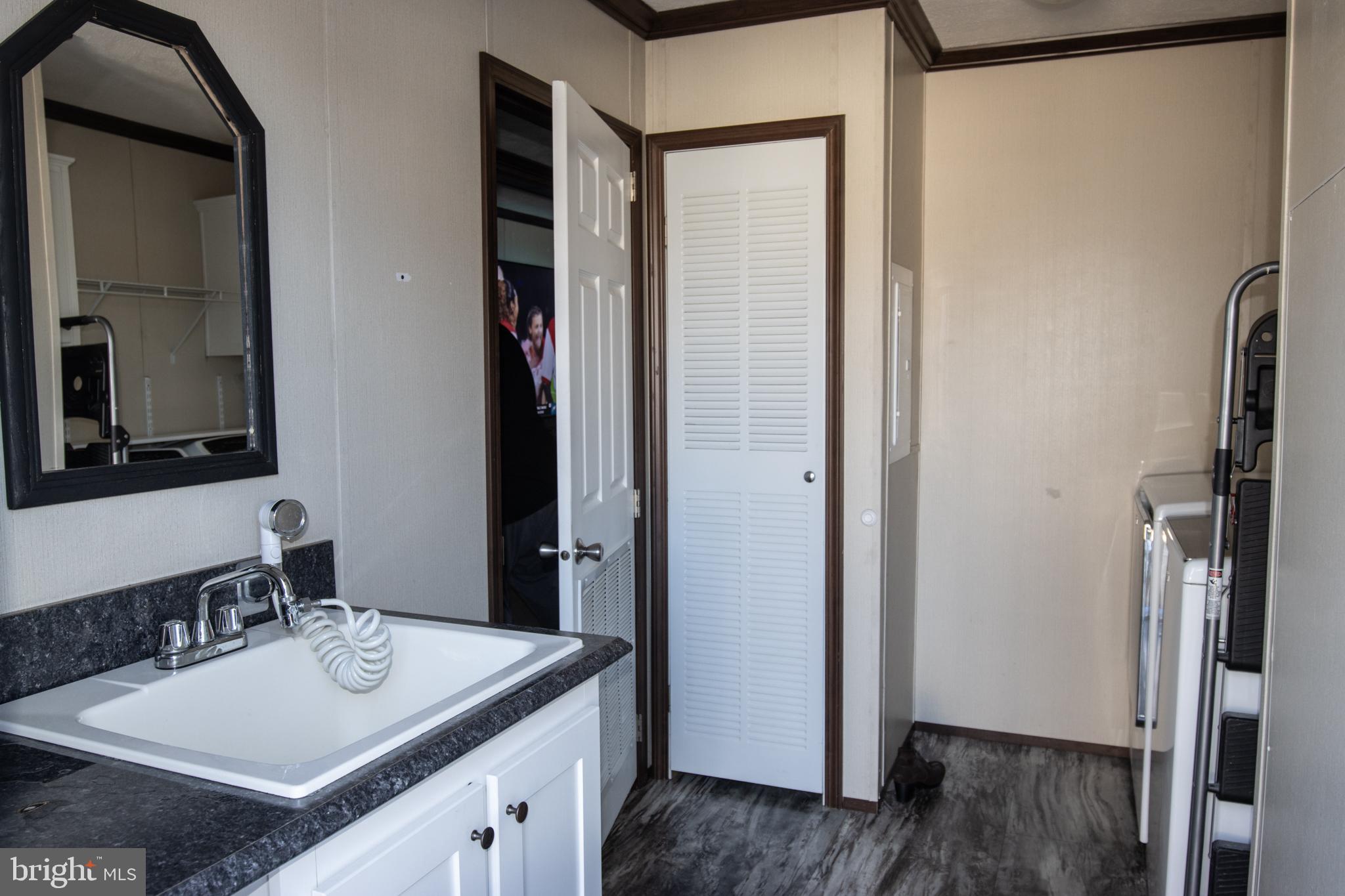 PALM CITY PARK - Residential